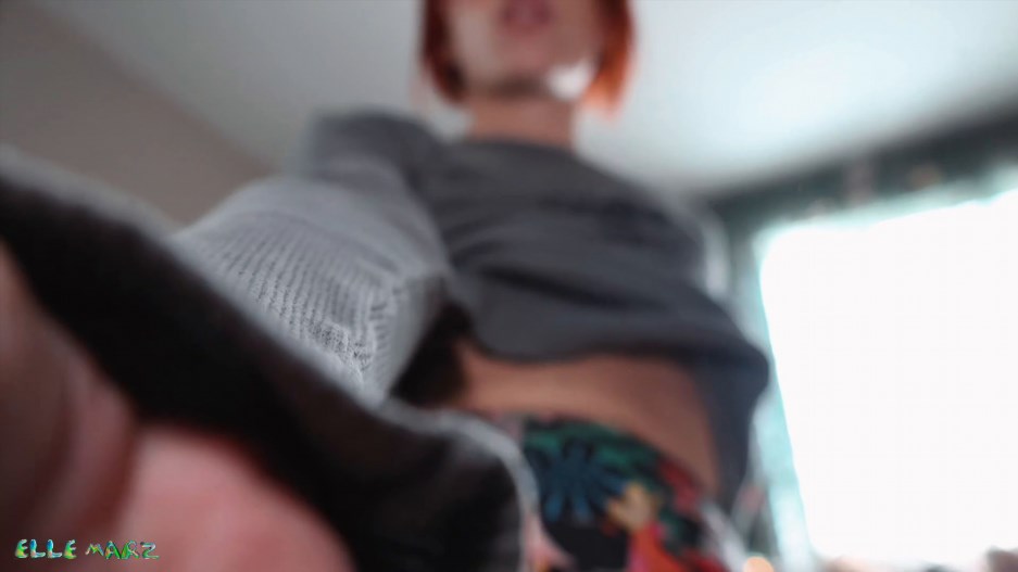 Elle Marz – Making you gay – BBC GB